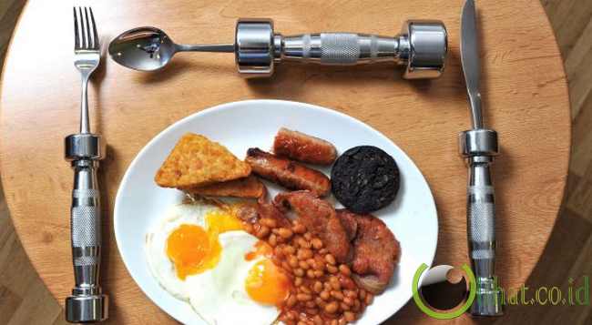 Dumbbell Eating Utensils (Makan Sambil Melatih Otot) Dumbbell Eating Utensils (Makan Sambil Melatih Otot)