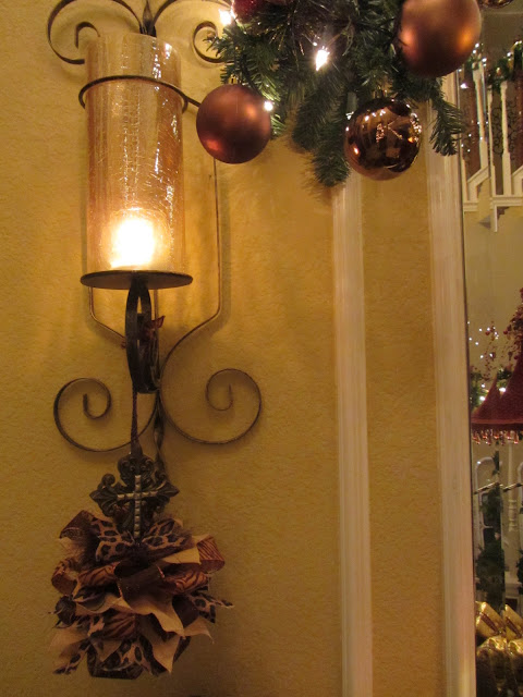 Embellishments by slr: christmas 2011 foyer table