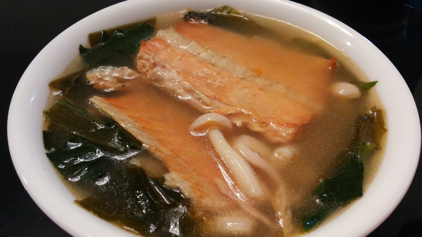 Krystal Wee Recipes Salmon Fish Bone Soup, 2 recipes in 1 pot