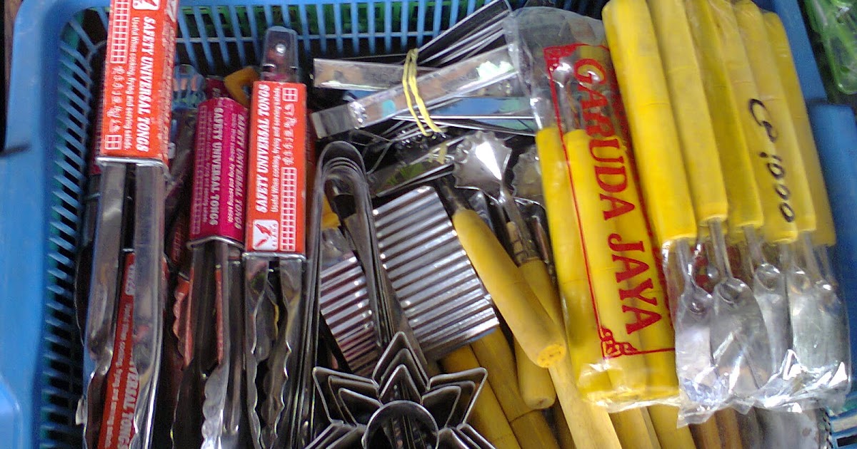 Toko Susi Jaya Plastik Pasar Wlingi Peralatan Pembuatan Kue