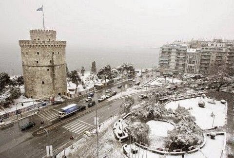 Στα λευκά η συμπρωτεύουσα   Δείτε τη χιονισμένη Θεσσαλονίκη!! (pics)