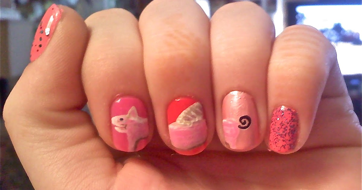 WeeklyWackyNails Piggy Nail Art