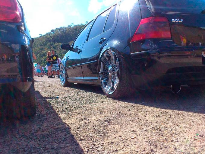 Golf Sapão Rebaixado Rodas 20" + Som Golf Sapão Rebaixado Rodas 20" + Som