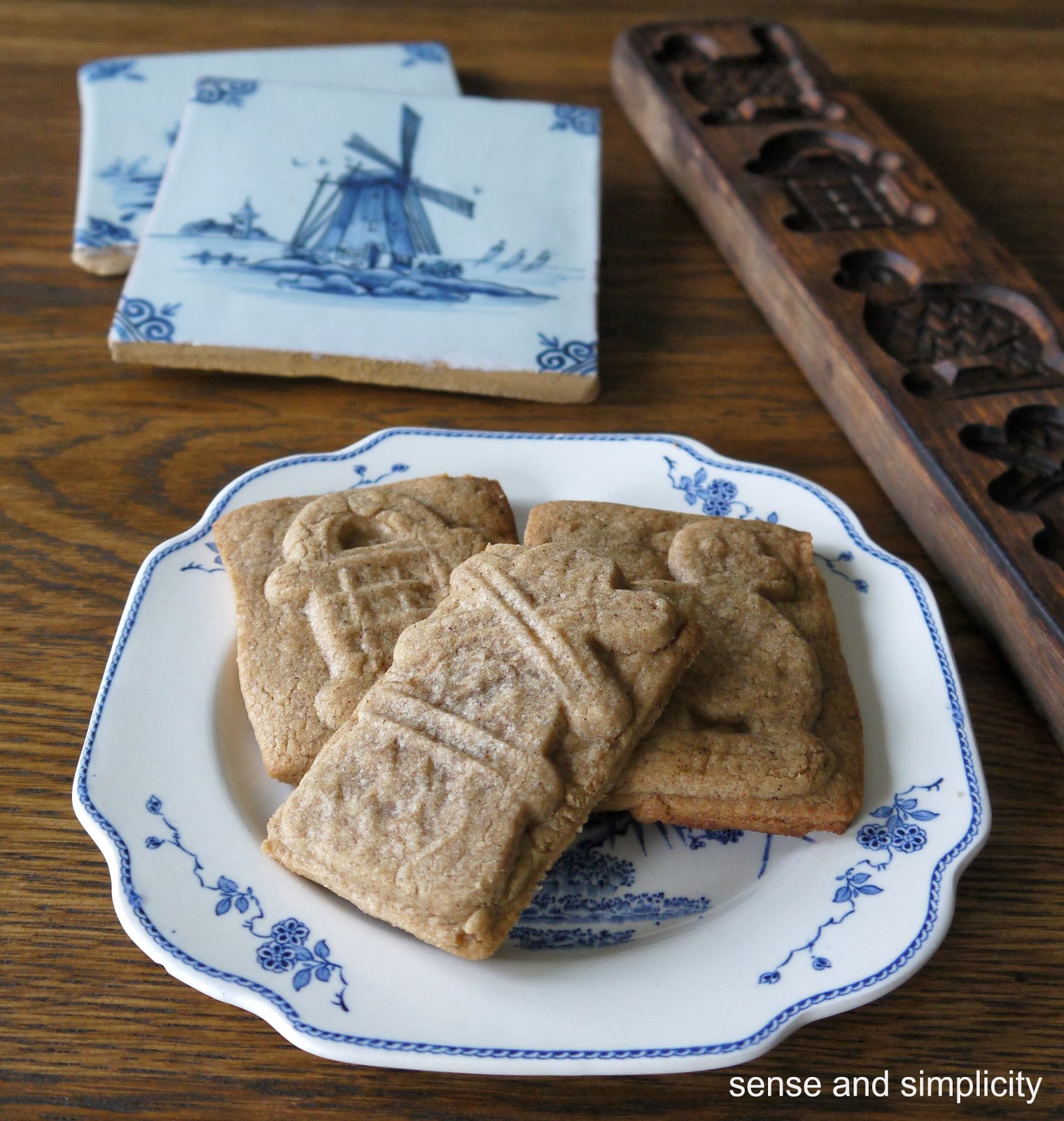 Cookie metal cutter christmas piece jar wilton 2308 cutters tub Sense and Simplicity: Christmas Cookie Week - Speculaas