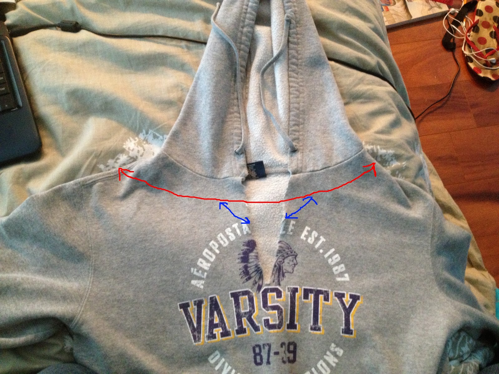 A Splendid Mess DIY Campfire Hoodie