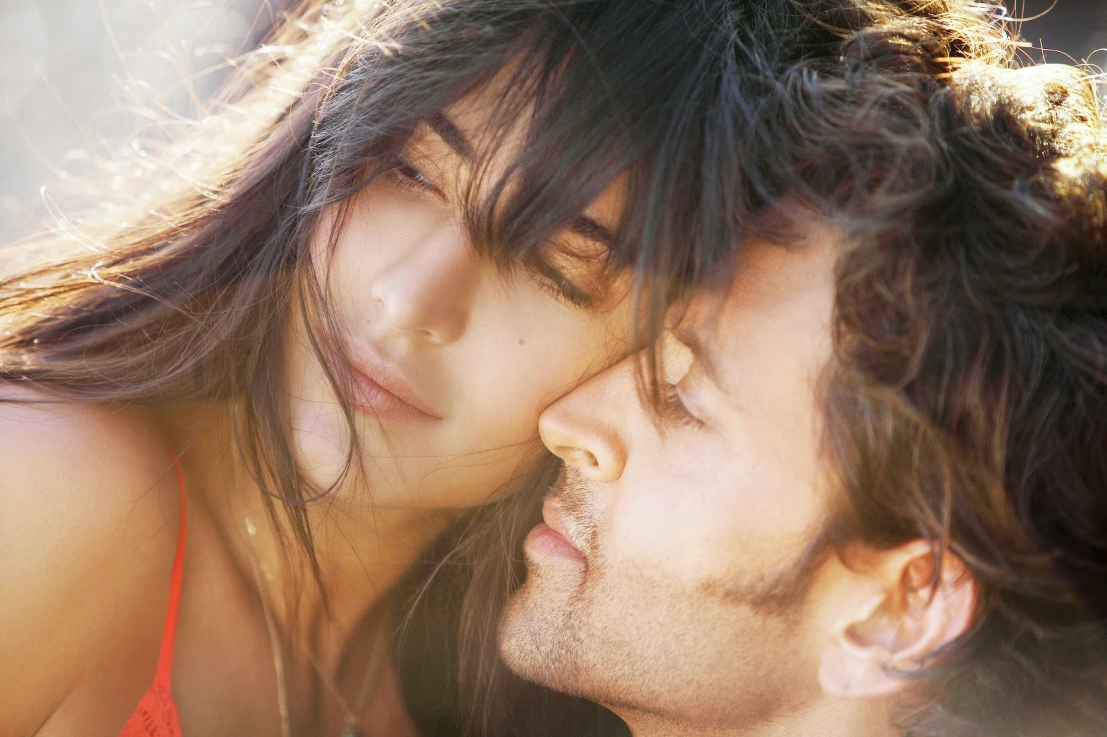 Hrithik Roshan & Katrina Kaif Couple HD Wallpapers Free Download