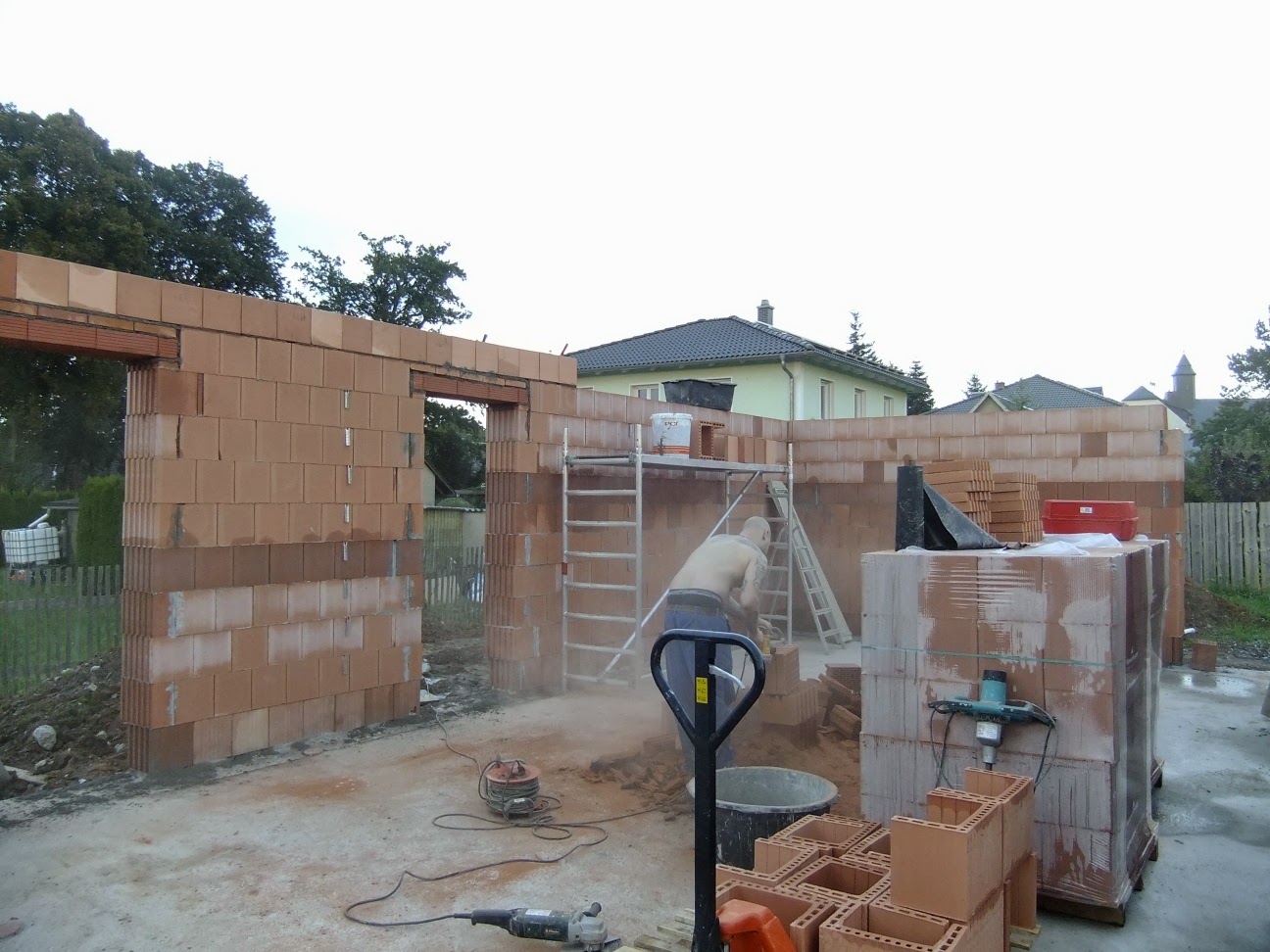 Manu S White Love September 2014