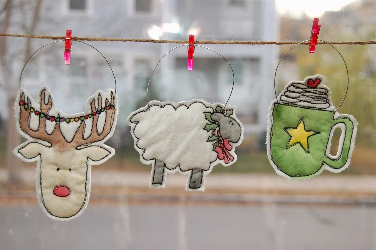 Diary of a Crafty Lady: Free Motion Quilted Ornaments