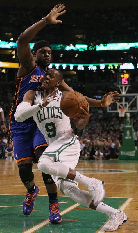Kobe Blocking Rondo