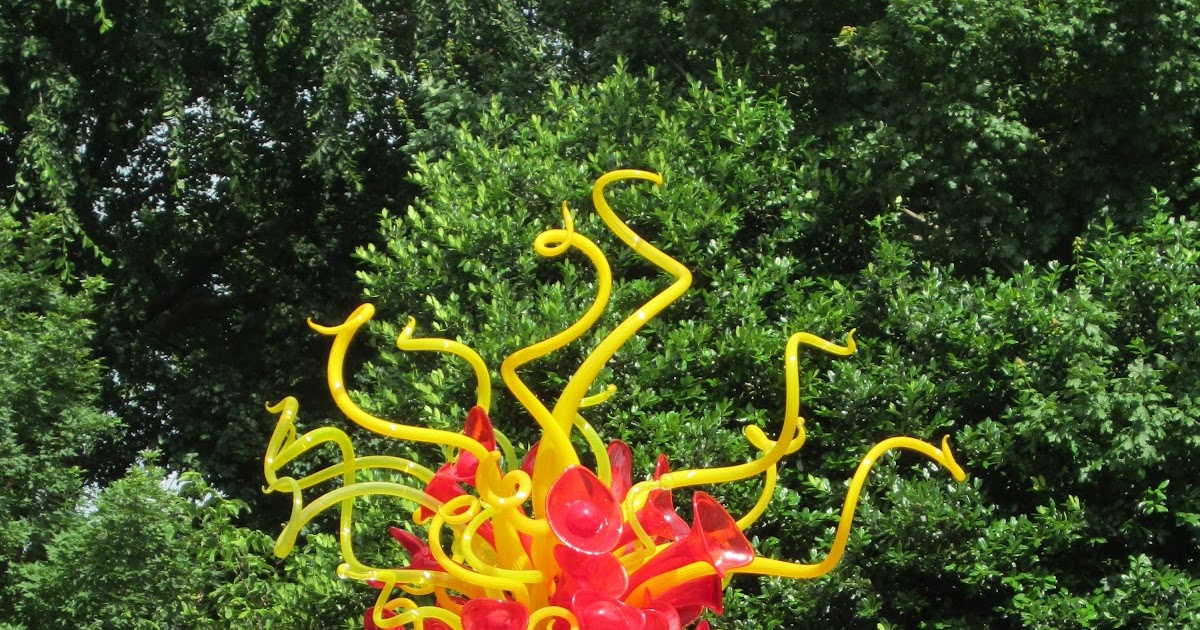 Dallas Arboretum Blooms with Chihuly Glass Sculptures Oh So Cynthia