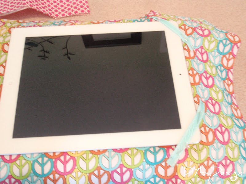 DIY by Design iPad Pillow Tutorial