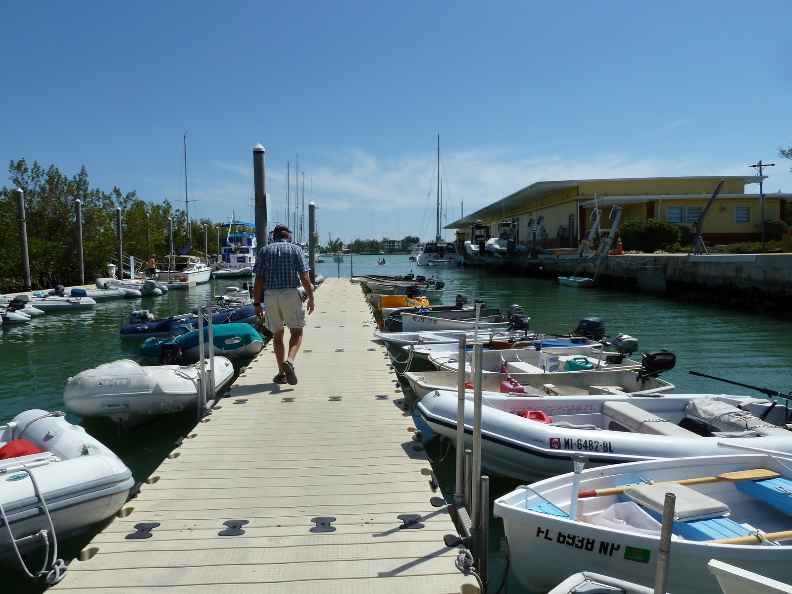 Sailing, sailing, Boot Key Harbor, Marathon FL