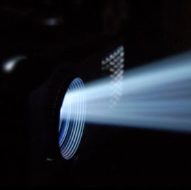 Projetando imagens: da lanterna mágica ao projetor digital!
