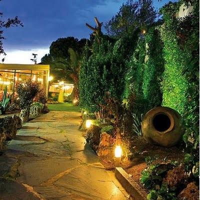El "IN"genio de las Lámparas: Como Iluminar nuestro Jardín