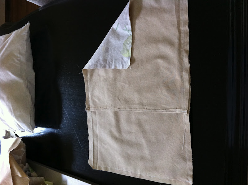 InsideOut Design Girls, Hang On To Your Skirts!