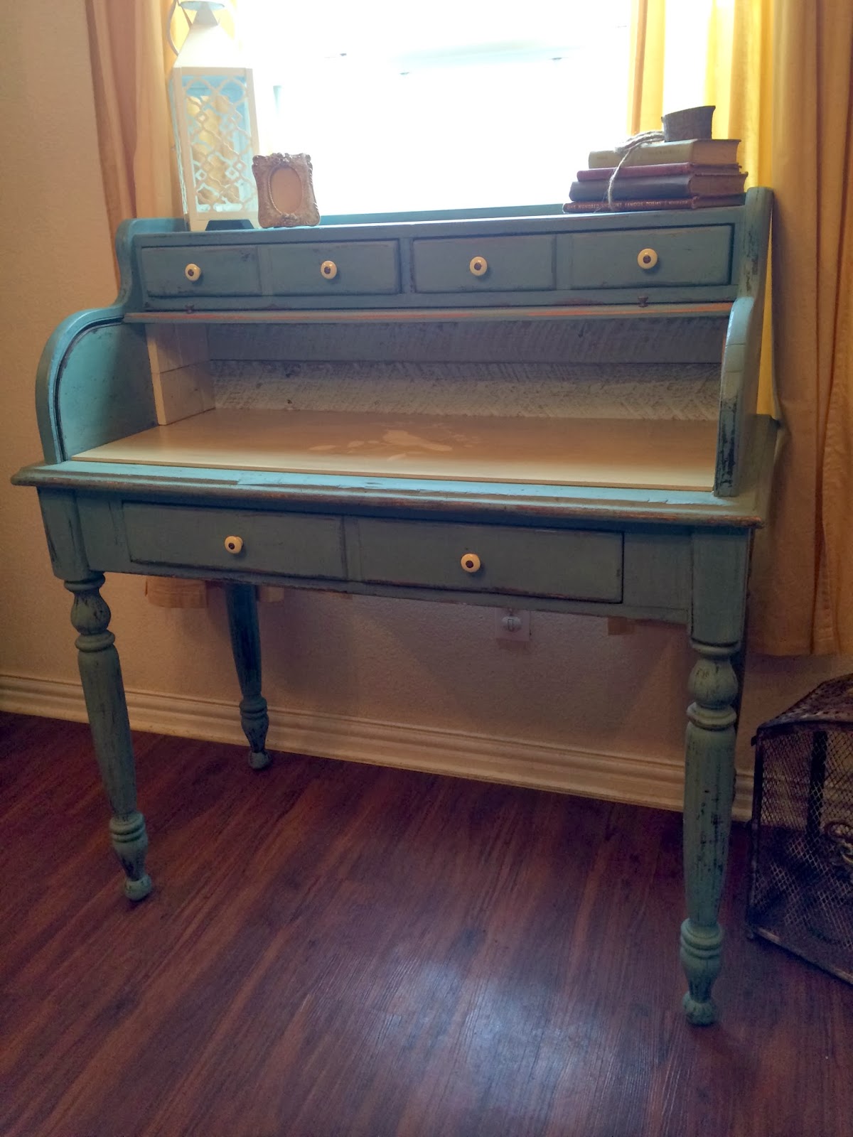 Retro Rach Roll Top Desk Make Over {Miss Mustard Seed Milk Paint Review}