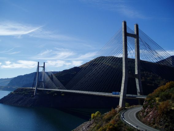 Diana Céspedes: Puente de Barrios de Luna