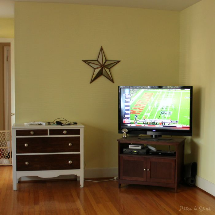 PitterAndGlink Creating a Fun & Eclectic TV Gallery Wall