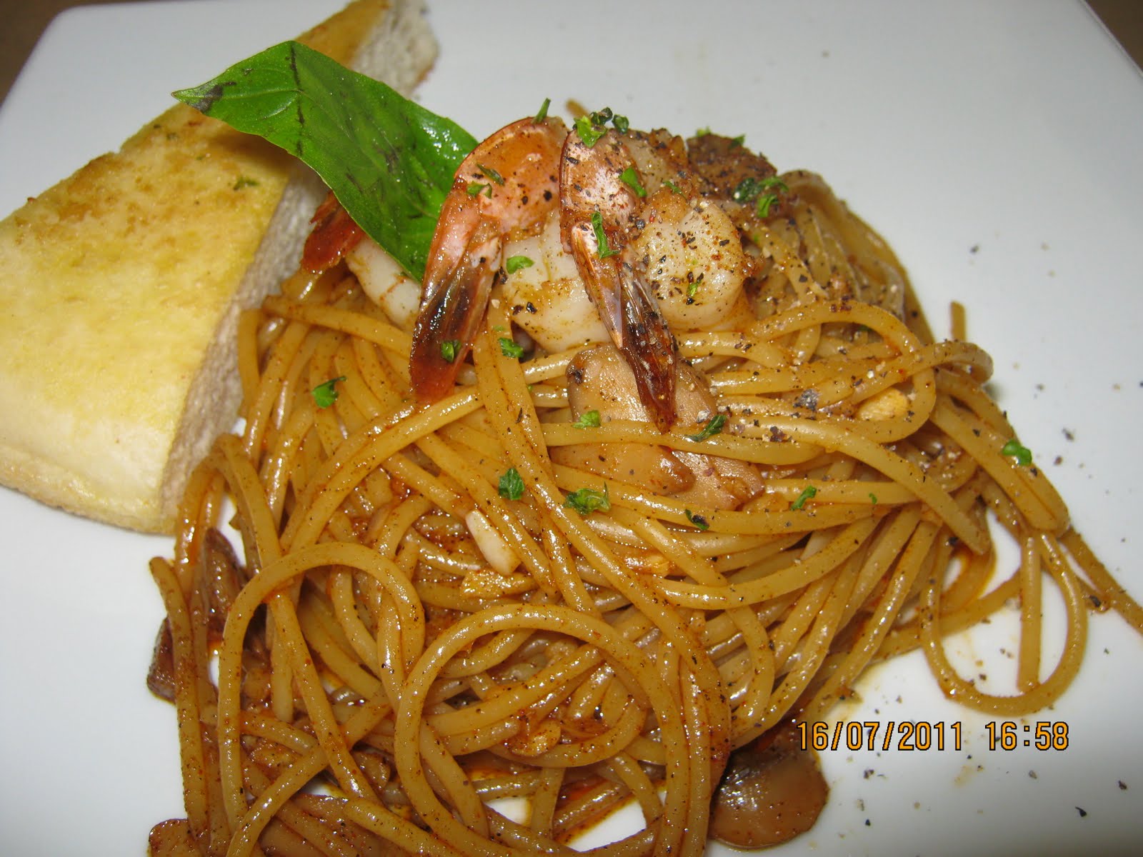 Pud Blag ni Ako Lloydie's Treat at Pizza Hut