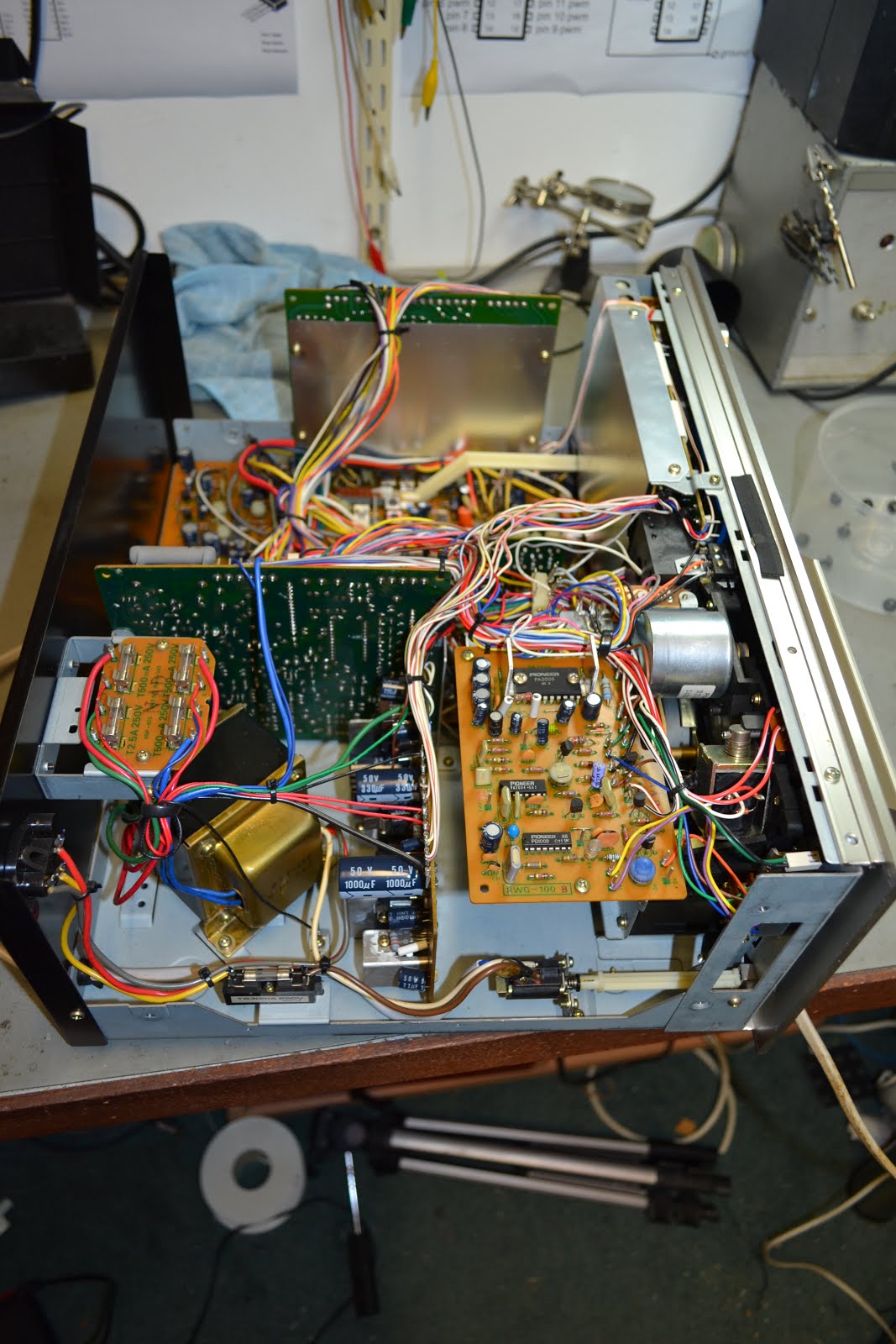 Doz' Blog Pioneer CTF1250 Cassette deck repairs.