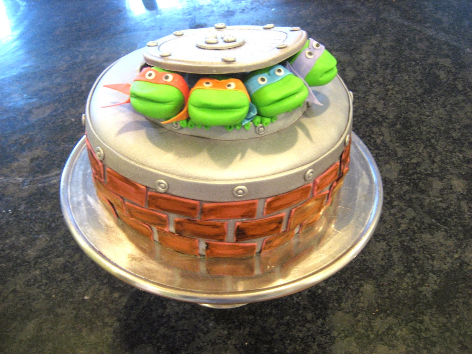 Devanys Designs: Teenage Mutant Ninja Turtle Cake