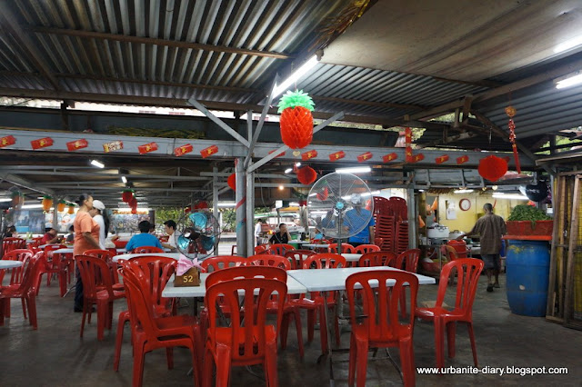 foodlover: Nong & Jimmy Thai Seafood BBQ , Taman Cahaya