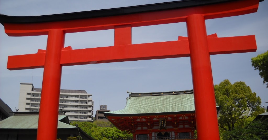 Daily Glimpses Of Japan: Torii - A Sacred Gate Called "Bird Home"