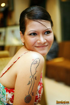 10 Selebritis Wanita Indonesia Yang Bertatto | Info Headline Terkini