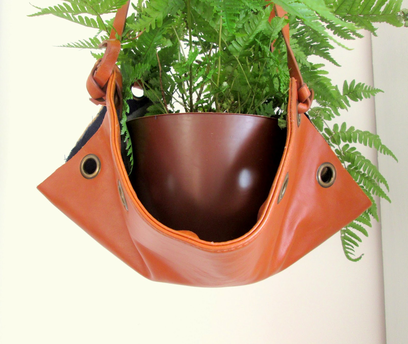 Chelsea's Garage DIY Hanging Leather Planter {from a tote!}