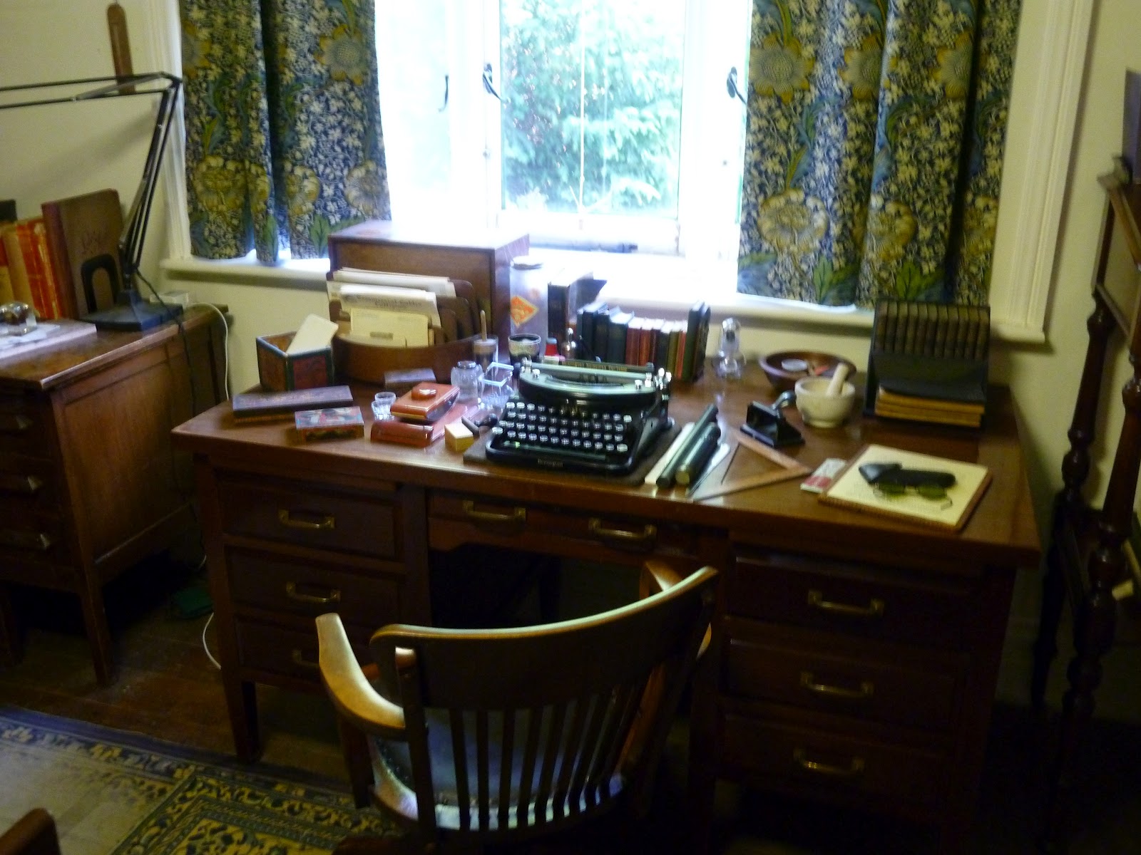 The Writing Desk Bernard Shaw's Rotating Writing Hut