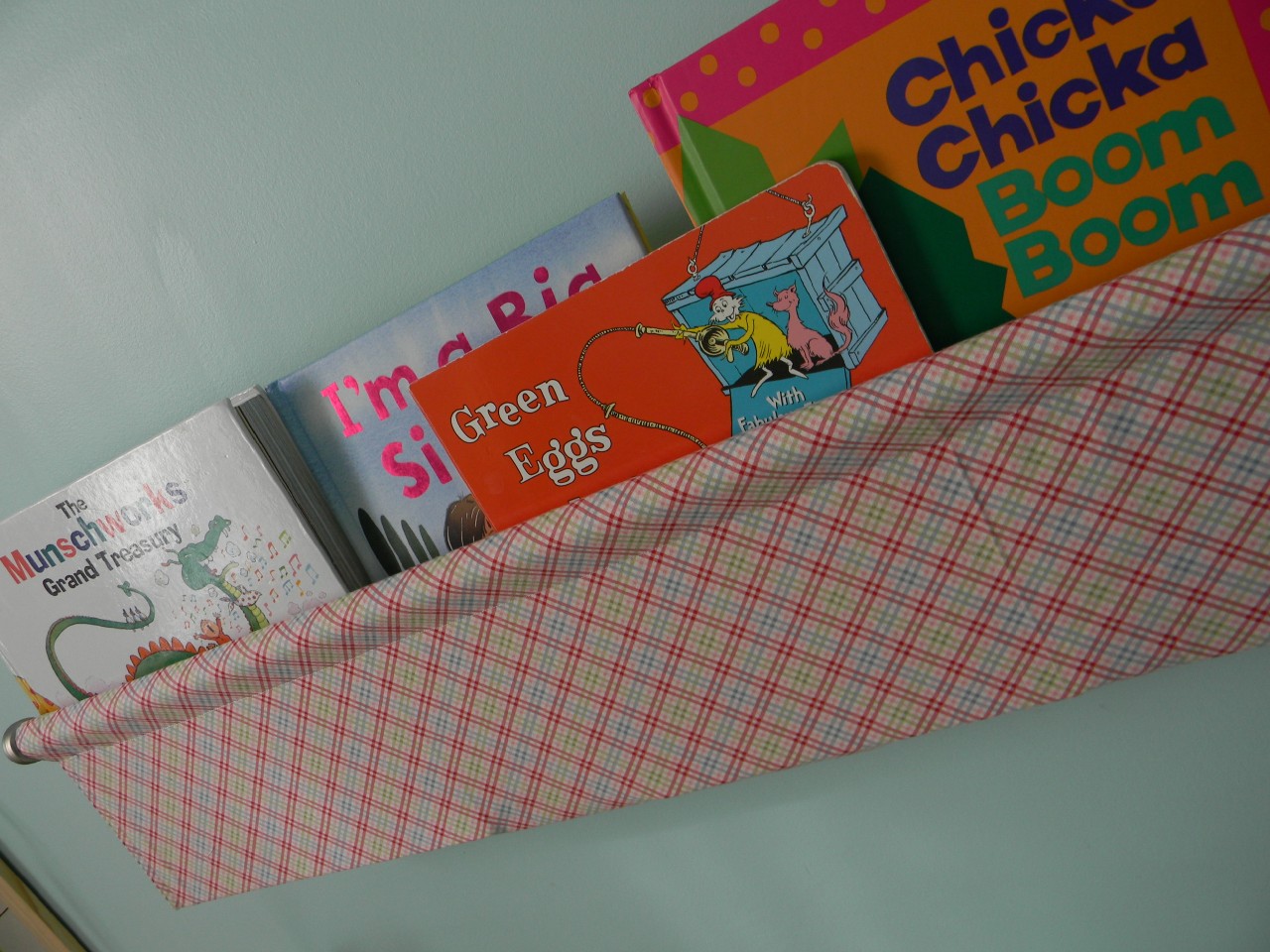 Nesting Sticks Book Pocket {Tutorial}
