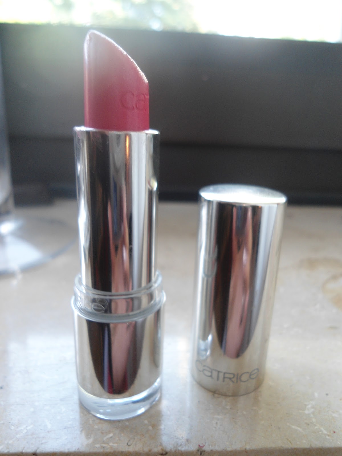 Erdbeerrosa Lipstickjungle