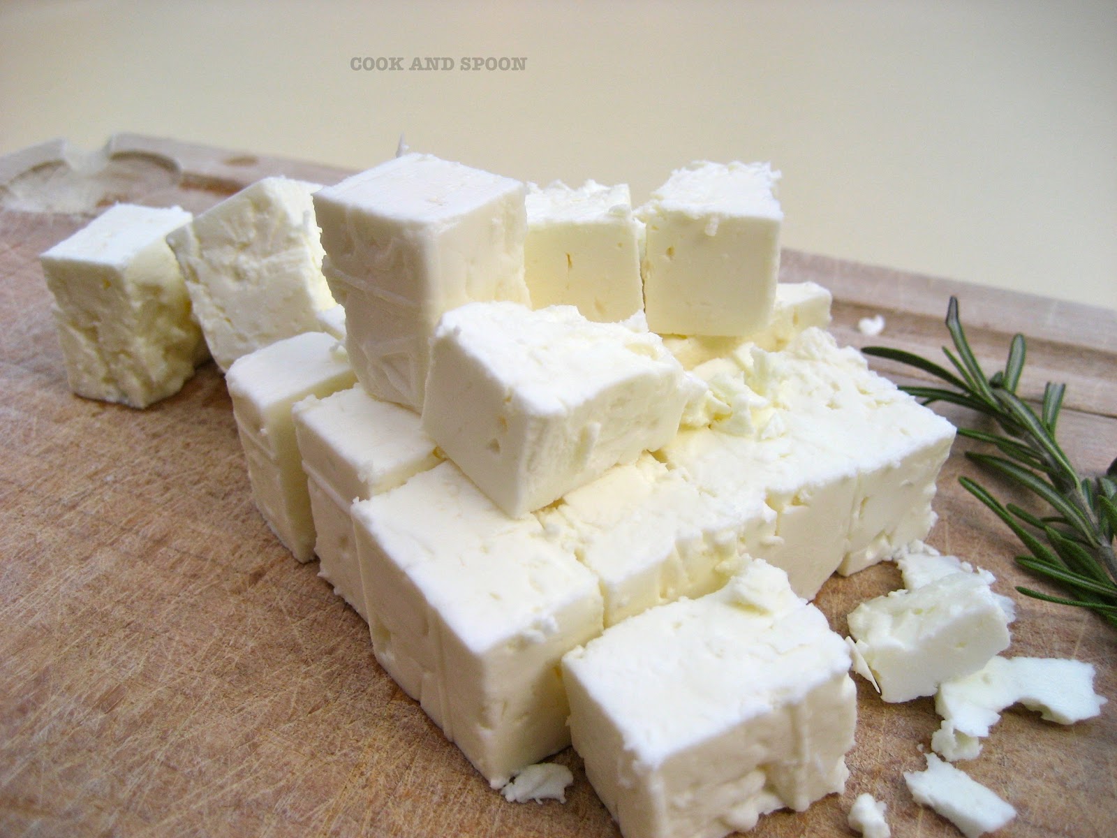 Cook & Spoon QUESO FETA MACERADO CON HIERBAS Y ESPECIAS