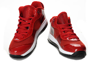 ナイキ Nike レブロン ジェームズ VIII 8 V2 Low Solar Red/Black-White