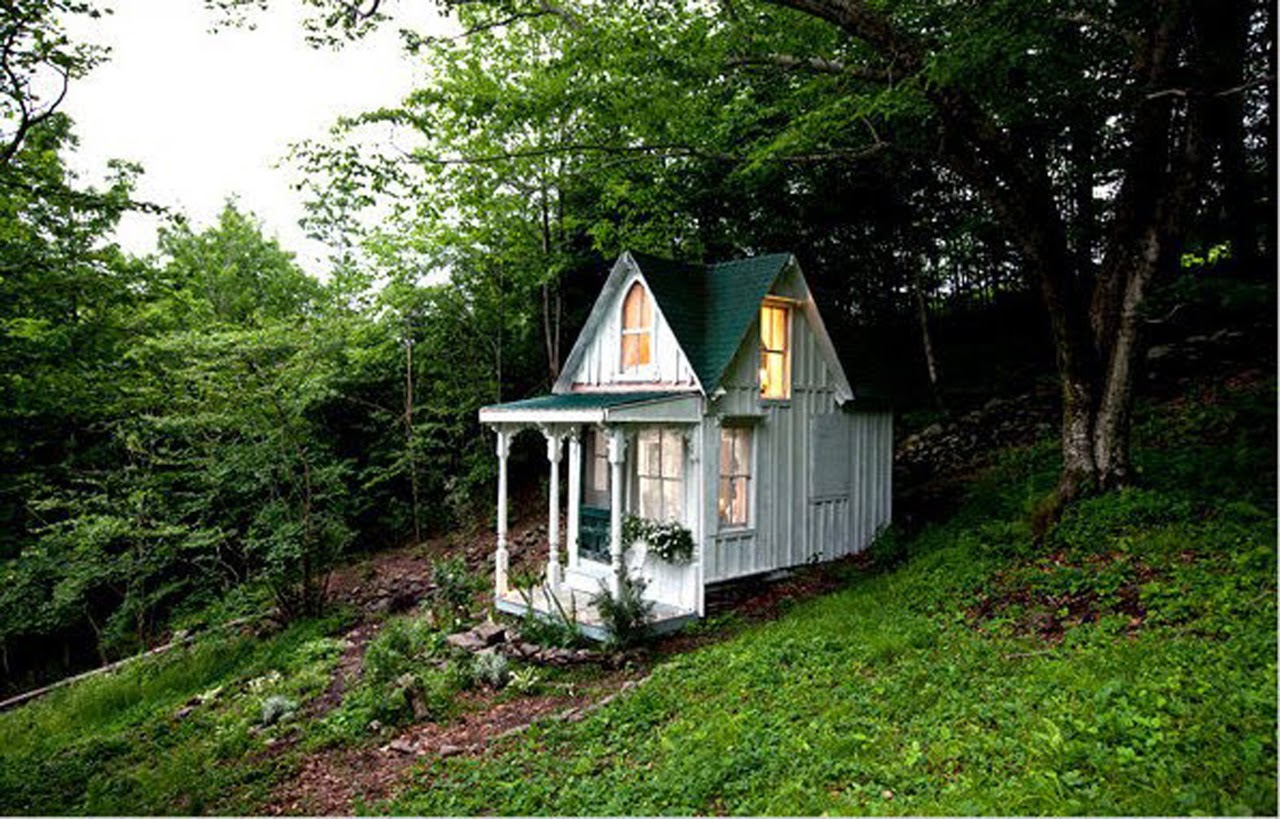 Tiny Cottage | coolest cabins victorian tiny house Tiny Cottage | coolest cabins victorian tiny house