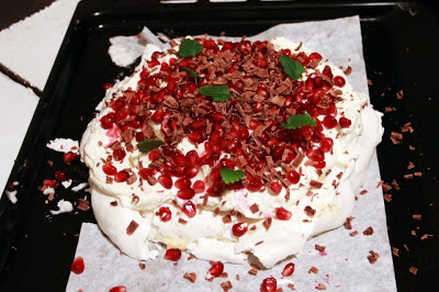 pavlova, pavlowa, beza