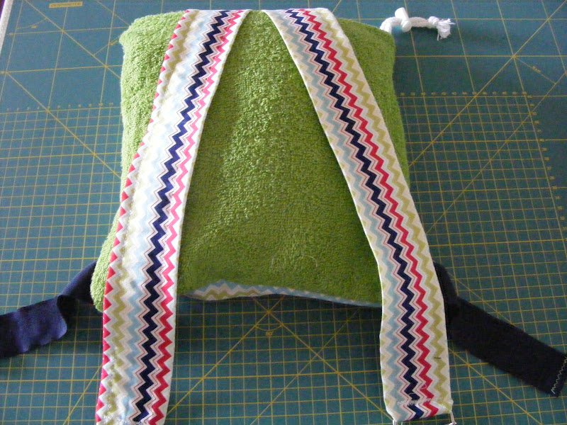 Ana e os ViraVentos Tutorial Backpack Beach Towel