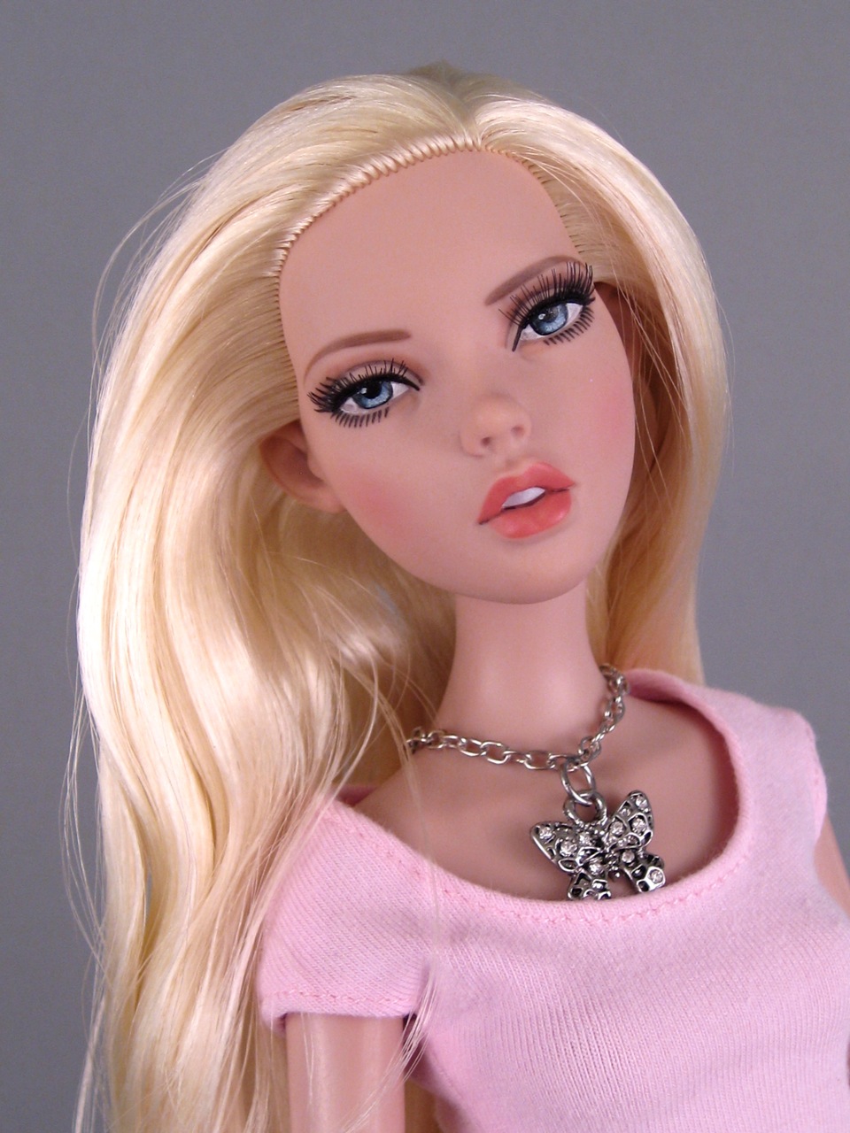 robert tonner deja vu doll