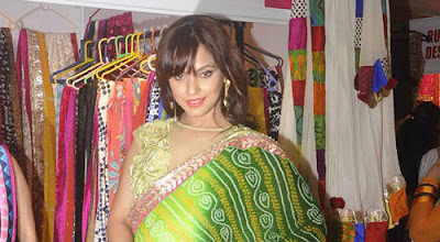 Neetu Chandra inaugurates Rani Poddar's 'Puncham Bazaar'