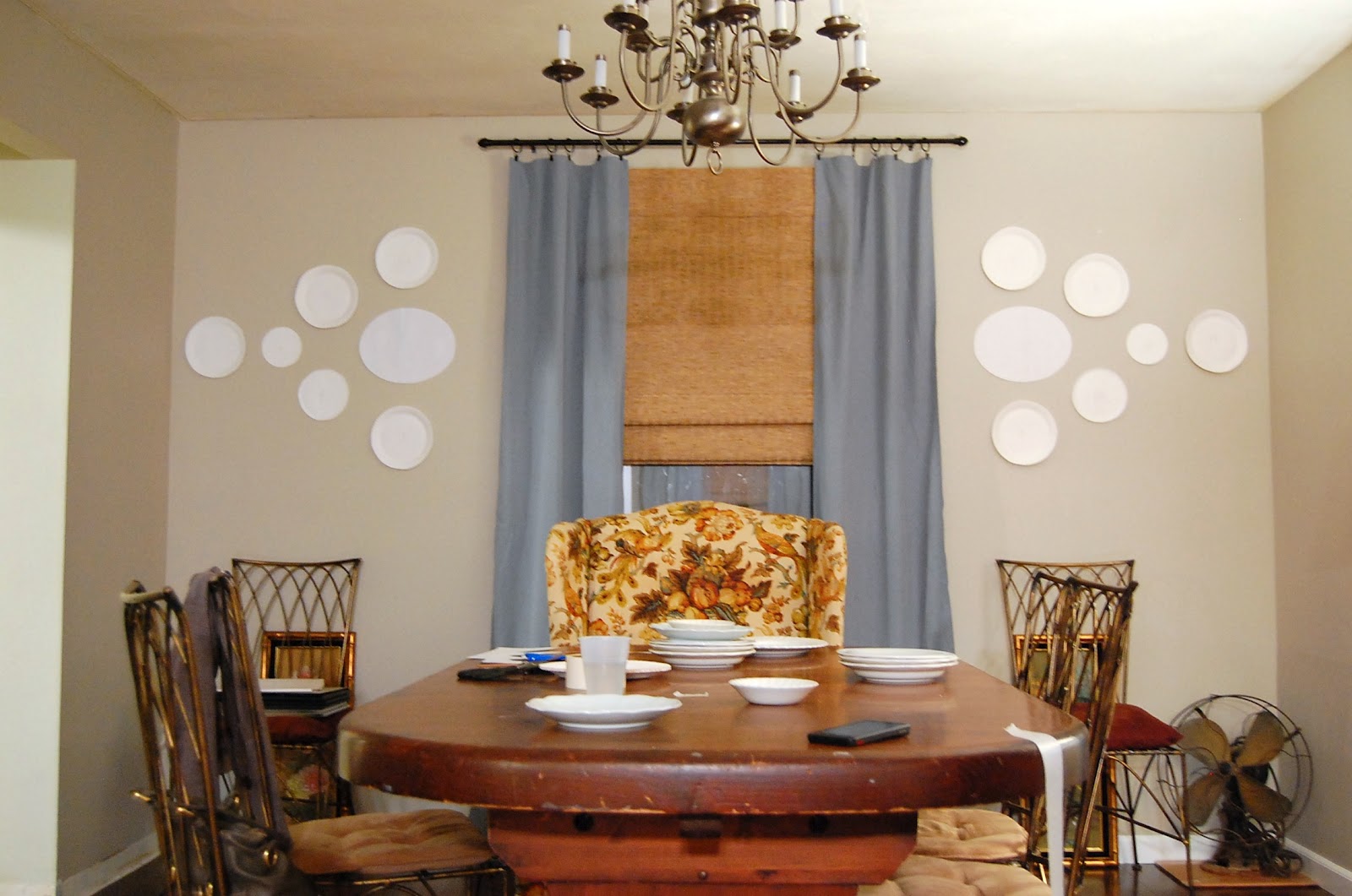 Dining Room Plate Wall DIY Show Off ™ DIY Decorating and Home