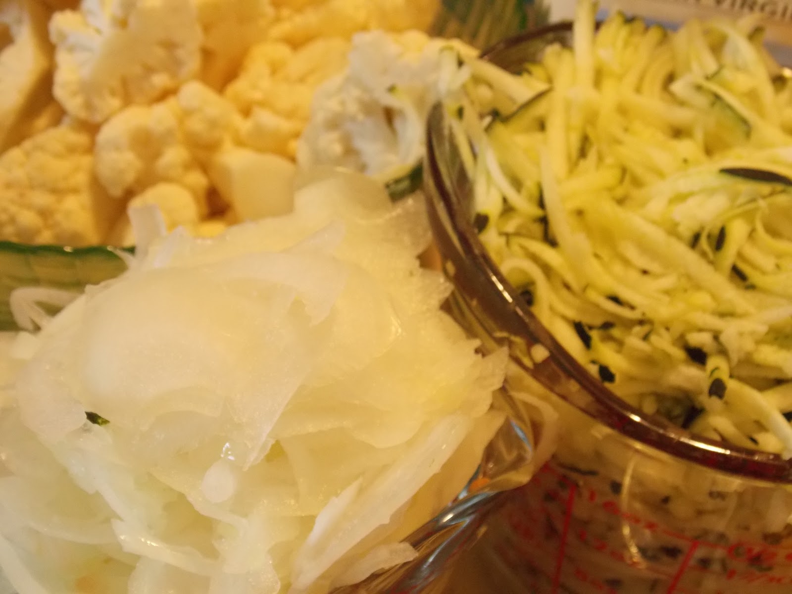 Part Time Hippy, Full Time Foodie Curried Cauliflower Zucchini Soup