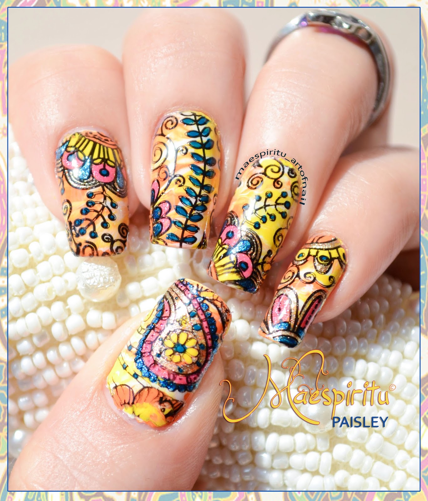 ART OF NAIL Paisley Nail Art