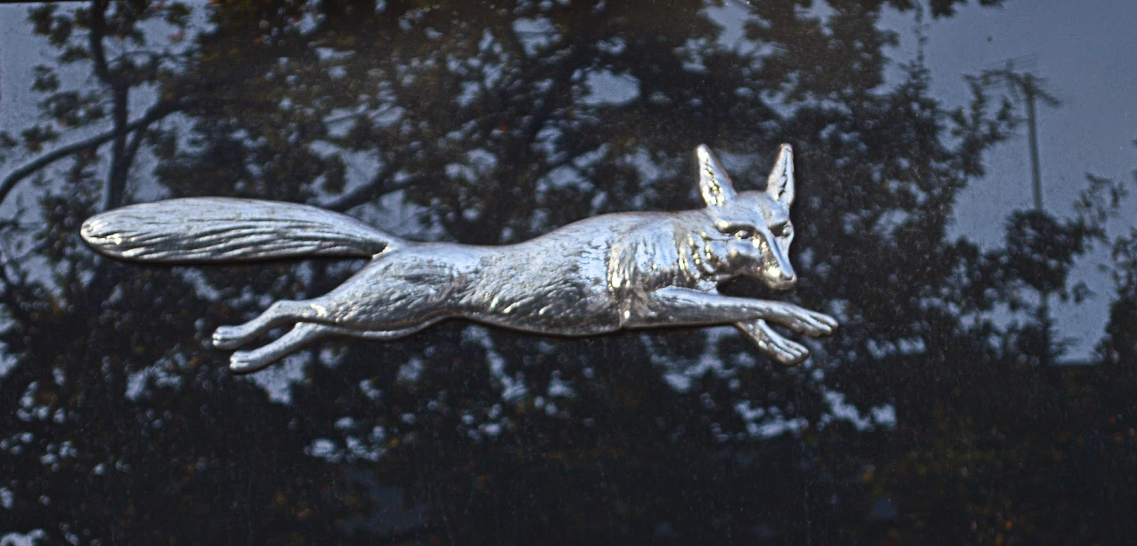 London's Historic Shops and Markets Fox Umbrellas, 118 London Wall, EC2