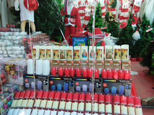 Christmas gift shops in the " Christmas Festival " Carnival