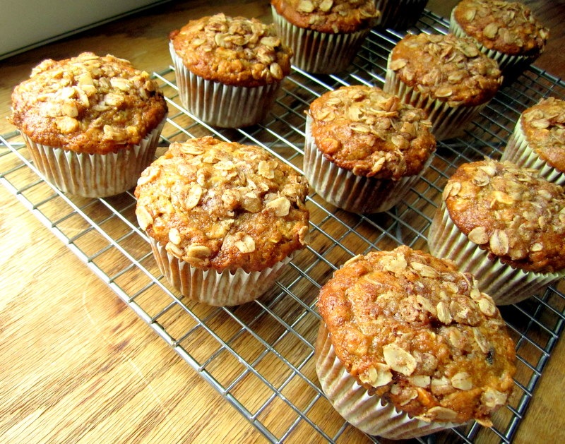 ALIMENTACIÓN SALUDABLE MUFFINS de AVENA y PASAS
