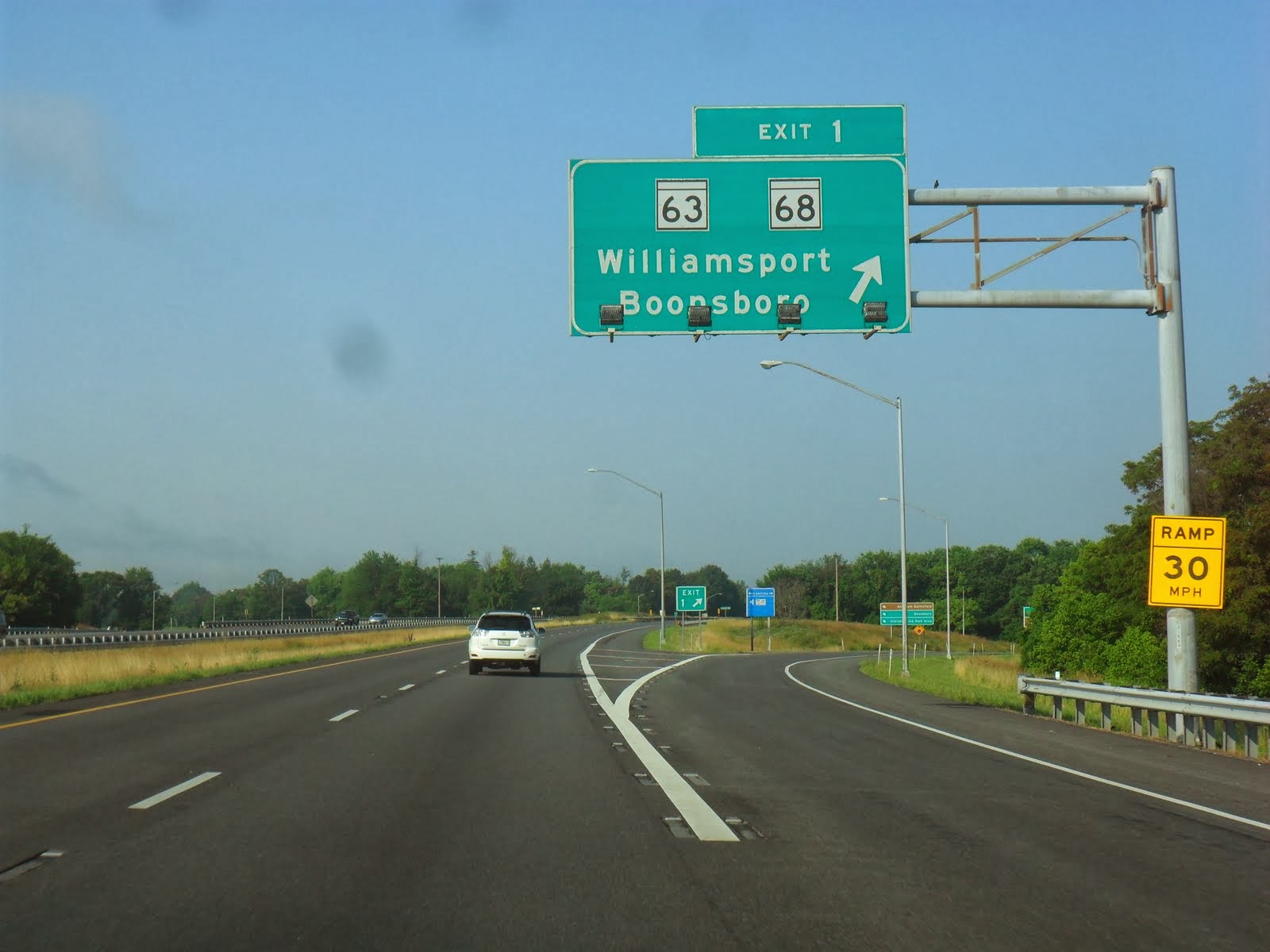 Luke's Signs I81 & I70 in Hagerstown, MD; I81 & Halfway Blvd. in