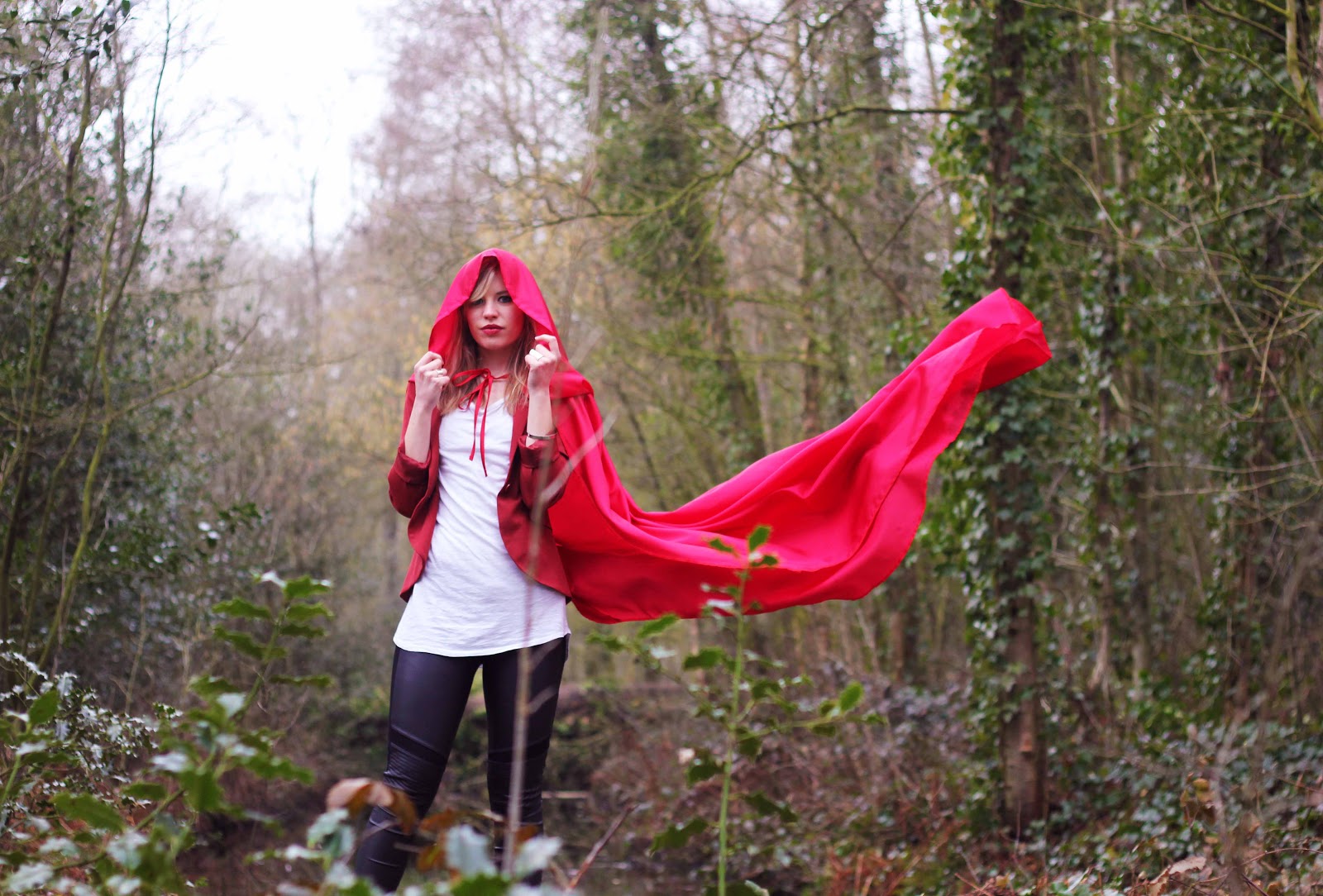 'Red Riding Hood' photoshoot RED REIDING HOODRED REIDING HOOD