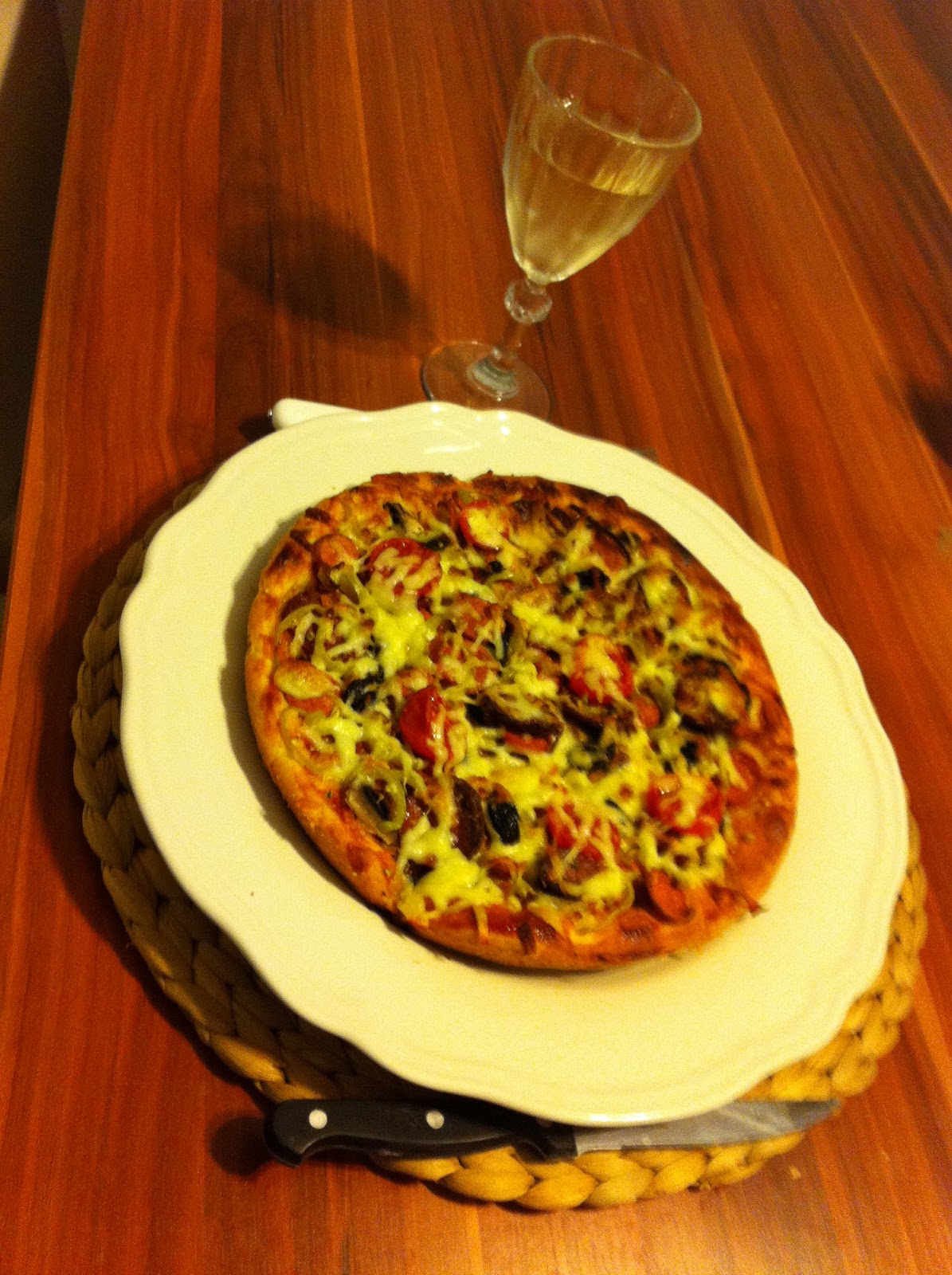 gÜnLüĞüMgÖkÇe cumartesi akşamı pizza gecesi&hellip; hem de ev yapımı&hellip;