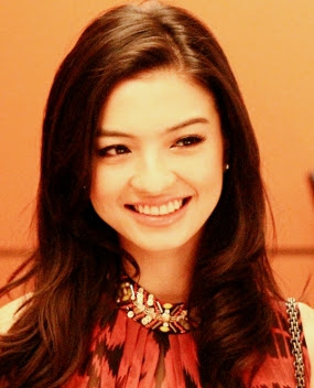 Galeri Foto Raline Rahmat Shah - Puteri Indonesia Favorit 2008 (02)