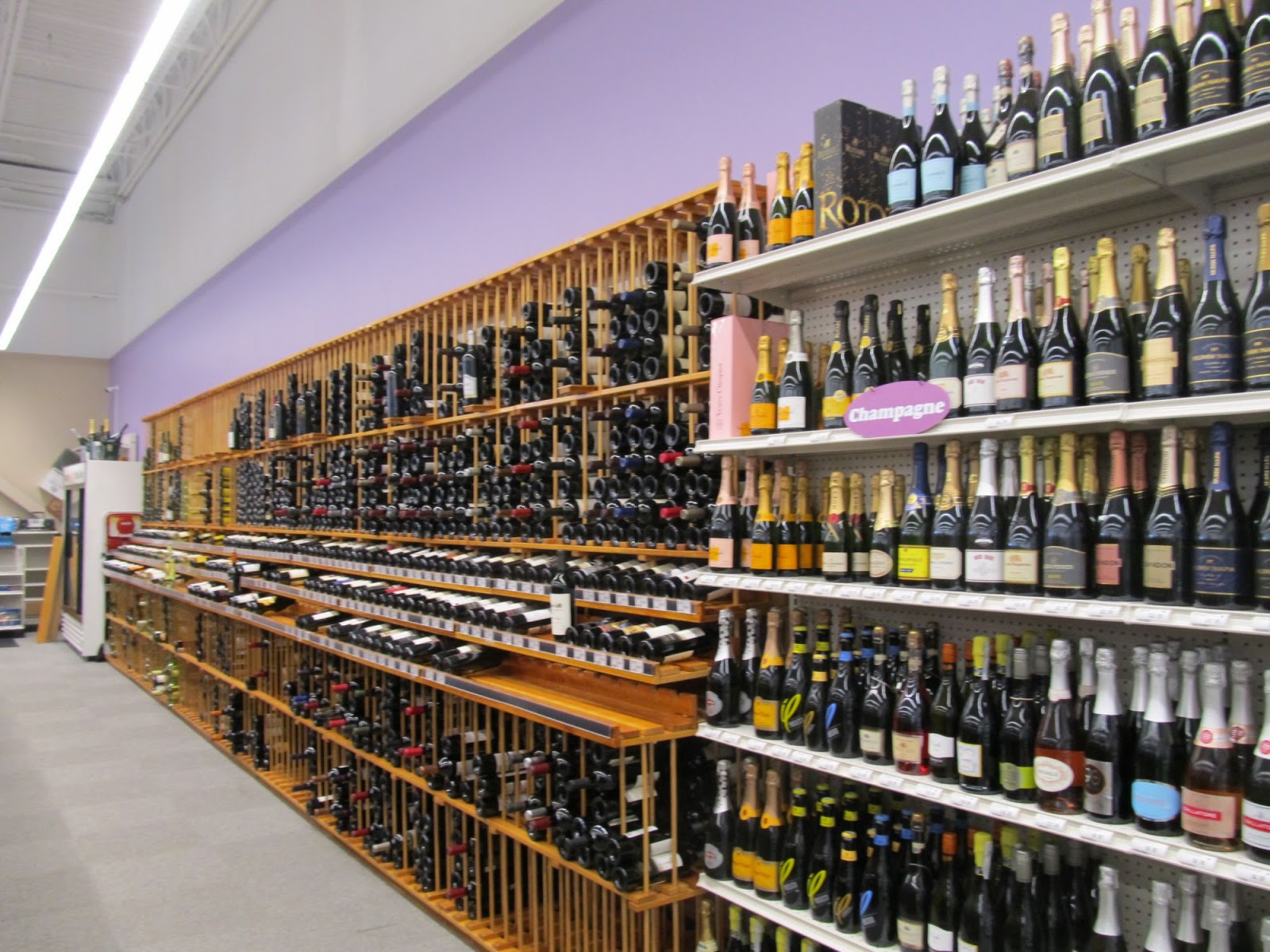 Bedford Mass - What's new in Retail: Lincoln Liquors Moves ...